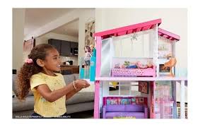 Divertido juego de barbie donde podrás jugar a la casa de barbie decorando y colocando muñecas en las habitaciones de la casa. Mcktoys Com Barbie Mega Casa De Los Suenos Fhy73 Multicolor Mansion 1 349 990