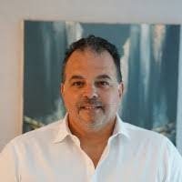 Paulo Baptista's Instagram, Twitter & Facebook