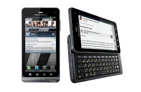 Motorola DROID 3 QWERTY slider lands at ...