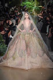 Check spelling or type a new query. Haute Couture Brautkleider Die Schonsten Designerroben 2015