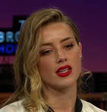 Diana Bedell's Instagram, Twitter & Facebook