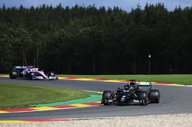 Mögötte sergio pérez (red bull), valamint az utolsó pillanatokban hatalmasat javító lewis hamilton (mercedes) következett az első hármasban. 2020 Forma 1 Belga Nagydij Idomero Edzes