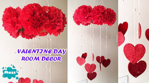 I found a boxwood wreath at target on clearance and snapped it up last fall. 20 Valentines Day Wall Decor Magzhouse