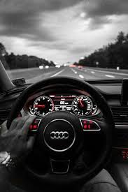 Au Volant D Une Audi Http Ift Tt 1hqjd81 Voitures De Luxe Voitures Audi Voiture
