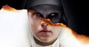 The nun is a 2018 american gothic supernatural horror film directed by corin hardy and written by gary dauberman, from a story by dauberman and james wan. Ù…Ø±Ø¹Ø¨ ÙÙ‰ Ø§Ù„ÙÙŠÙ„Ù… ÙˆØ§Ù„Ø­Ù‚ÙŠÙ‚Ø© ÙƒÙŠÙˆØª Ø´Ø§Ù‡Ø¯ ÙƒÙŠÙ ØªØ¨Ø¯Ùˆ Ø£Ø´ÙƒØ§Ù„ Ø´Ø®ØµÙŠØ§Øª Ø£ÙÙ„Ø§Ù… Ø§Ù„Ø±Ø¹Ø¨ Ø§Ù„ÙŠÙˆÙ… Ø§Ù„Ø³Ø§Ø¨Ø¹
