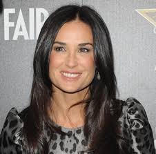 During 90s movies like ghost, she was known for her shorter locks and even shaved them off for her 1997 film g.i. 33 Stunning Demi Moore Hairstyles Hairstylo