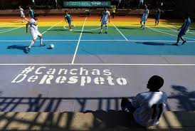 El dia internacional contra l'homofòbia en el futbol és una iniciativa de l'associació the justin campaign que se celebra des del 2010 el 19 de febrer. La Municipalidad De Providencia Celebro El Dia Internacional Contra La Homofobia Con Un Partido De Futbol Entre Gays Y Migrantes La Municipalidad De Providencia Celebro El Dia Internacional Contra La Homofobia