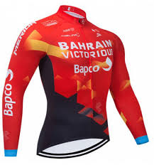Team bahrain mclaren, together with its partners, will inspire riders and fans through our passion for the receive the team bahrain victorious newsletter with the most popular content and updates. Bahrain Victorious Thermal Long Sleeve Jersey 2021 Cycles Et Sports
