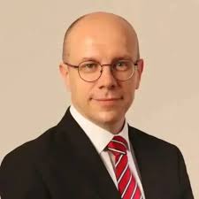 Incoming Meath boss Robbie Brennan has completed his management ticket with  the addition of former Royals midfielder Conor Gillespie. Gillespie has  already proven his managerial credentials by steering Summerhill to last  year's