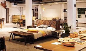 The store offers a wide range of luxury linen, premium dining, home decor accents, candle ware, lighting & furniture. The Best Home Decor Stores In Gurgaon We Are Gurgaon