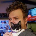 Ryanne Fetzer's Instagram, Twitter & Facebook