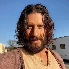 𝗦𝗔𝗬 𝗬𝗘𝗦 𝗜𝗙 𝗬𝗢𝗨 𝗟𝗢𝗩𝗘 THE CHOSEN ❤️😘