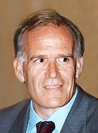 Alumnus Victor Davis Hanson receives National Humanities Medal