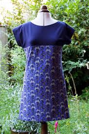 Du selbst entscheidest, ob du sie ausdrucken oder lieber am bildschirm anschauen möchtest. Einfaches Jerseykleid Aus Kimono Tee Schnittmuster Nahtalente