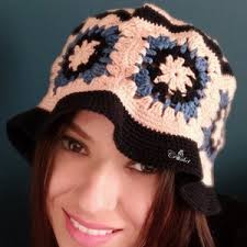 Black and White Handmade Knitted Hat, Crochet Hat, Men's Beanie, Granny  Square Hat, Women's Beanie, Vintage Style Hat, Cotton Beret