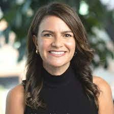 Lorrie Herbert's Instagram, Twitter & Facebook