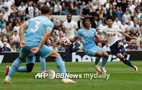 오피셜 맨유 기대주 윌리엄스, 노리치로 한 시즌 임대 이적. Gijiegxugjopnm