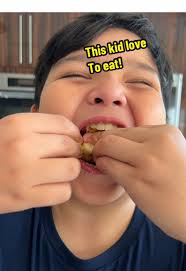 Delicious Poached Eggs Benedict with Smoked Salmon