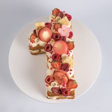 Buy or make the toppings/decorations. Les Cup Inn Number Cake Chocolat Blanc Framboise 10 Pers