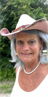 If you can't beat , join it… lol We BRAVED the Rain this morning.. I guess  we're too mean to melt.. 😂😂😂