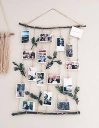 10 تغييرات بسيطة يمكنك إجراؤها على غرفتك في هذا الحجر الصحي In 2020 Wood Wall Art Diy Diy Photo Display Diy Wood Wall