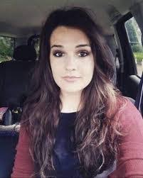 Kasey Chapman's Instagram, Twitter & Facebook