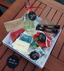 Die verschiedenen geschenk ideen können da ganz vielfältig und genau auf die zu verabschiedende person zugeschnitten sein. 11 Abschiedsgeschenk Kollege Ideen Geschenke Zum Abschied Abschiedsgeschenke Geschenk Kollegin