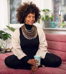 It is one of the female forms of the name dennis. Denise M Baye Schauspielerin Sangerin Und Yoga Lehrerin Nobilis