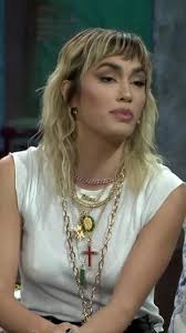 Sky Rojo Wendy Y Fermin