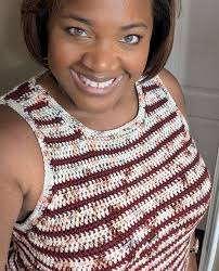 One more look at one of my fav makes from this year! The Duna Sweater by  Lola Crochet! I used Kelbourne Woolens Scout that I bought at Knit Dallas!  #crochet #artfitbyzakyla #crochetsweater #