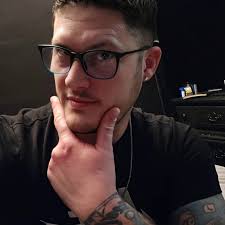 Rob Lloyd (@roblloydmusic) • Instagram photos and videos