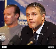 Dave bassett r hi-res stock photography and images