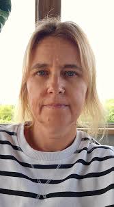 I need help with my hair. As I age my ends are breaking and my hair length  will not grow. I take biotin. I have processed color hair which I am trying