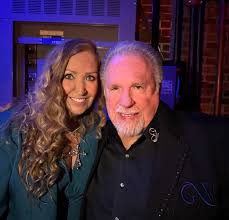 This week we had fun on our bus trip to our very first show for 2025 in  Calhoun, GA , a sold -out show at the GEM Theatre. This was our first