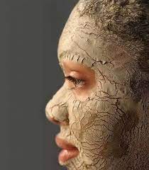 Bukan rahasia lagi jika daun teh memiliki manfaat luar biasa di bidang cara mengaplikasikan masker jahe: 6 Petua Hilangkan Parut Jerawat Yang Berlubang Di Wajah
