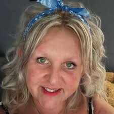 Danke für die Idee mit dem Schwimmreifen. Kam sehr gut an!