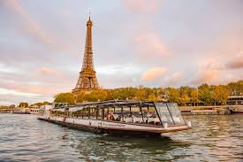 Le Grand Pavois Bateau Restaurant Avec Vue Panoramique Marina De Paris