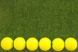 Para que el masaje sea eficaz, utilízalo 5 minutos como mínimo para una recuperación óptima después de hacer ejercicio, no dudes en completar el uso de tu pelota de masaje con una bebida de recuperación. El Truco De La Pelota De Tenis Que Te Aliviara Los Dolores De Espalda Cuello O Rodillas En Segundos