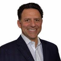 Wade Burns's Instagram, Twitter & Facebook