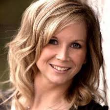 Leslie Wright (@lesliewright531)