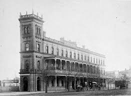Bendigo Victoria 1890 The City Family Hotel J Crowley S Livery And Letting Stables Are On The Left Australia History Victoria Australia London Docklands