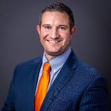 Brian Hahn's Instagram, Twitter & Facebook