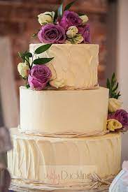 Smooth And Sophisticated 6 Beautiful Buttercream Cake Ideas Wedding Cake Simple Buttercream Buttercream Wedding Cake Cake
