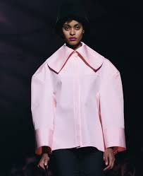 371 Mentions J Aime 8 Commentaires Jalouse Magazine Jalousemag Sur Instagram L Amour D Un Gitan Jacquemus Fw17 Pfw Paris Fashionweek Jacquemus P