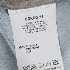 Piacenza), est un styliste italien, particulièrement connu pour ses créations de vêtements masculins et féminins. Giorgio Armani Beige Silk Sleeveless Tie Up Top S Giorgio Armani Tlc