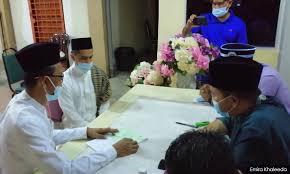 Boleh hubungi dioutlet kami yang berhampiran. Malaysiakini Pejabat Agama Telefon Minta Bersiap Untuk Nikah