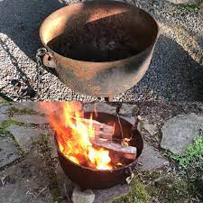 Compare click to add item backyard creations® 24 cauldron steel fire pit to the compare list. Cast Iron Cauldron From My Grandmothers Barn Burning Off The Old Paint Before I Begin A Big Recondition Castiron
