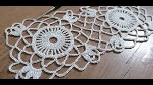 Tigisi Orgu Dantel Motifi Yapimi Vitrin Danteli Masa Ortusu Runner Dantel Tig Desenleri Tigla Islenmis Kareler