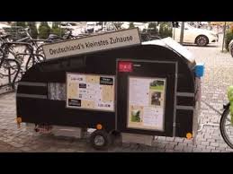 Deutschland S Kleinstes Zuhause Uberleben Ohne Hartz Iv Armut Auf Reisen Youtube Kleines Zuhause Zuhause Fahrrad Wohnwagen