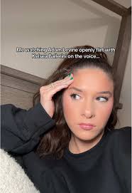 Man Calling Kelsea Beautiful